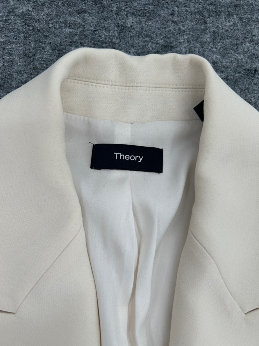 Theory Ivory Single-Button Notch-Lapel Angled Blazer Admiral Crepe SZ4 - Picture 2 of 15